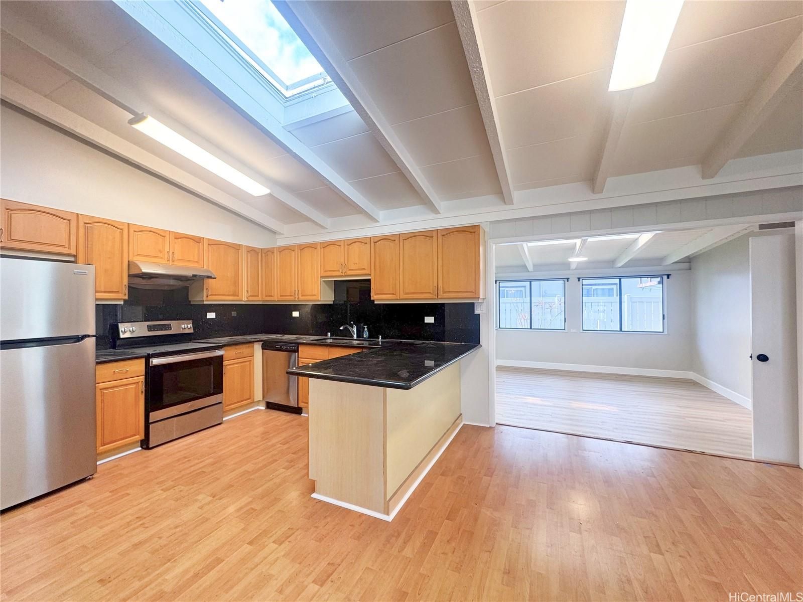 847 Akumu St , Kailua, HI, 96734 in ENCHANTED LAKE