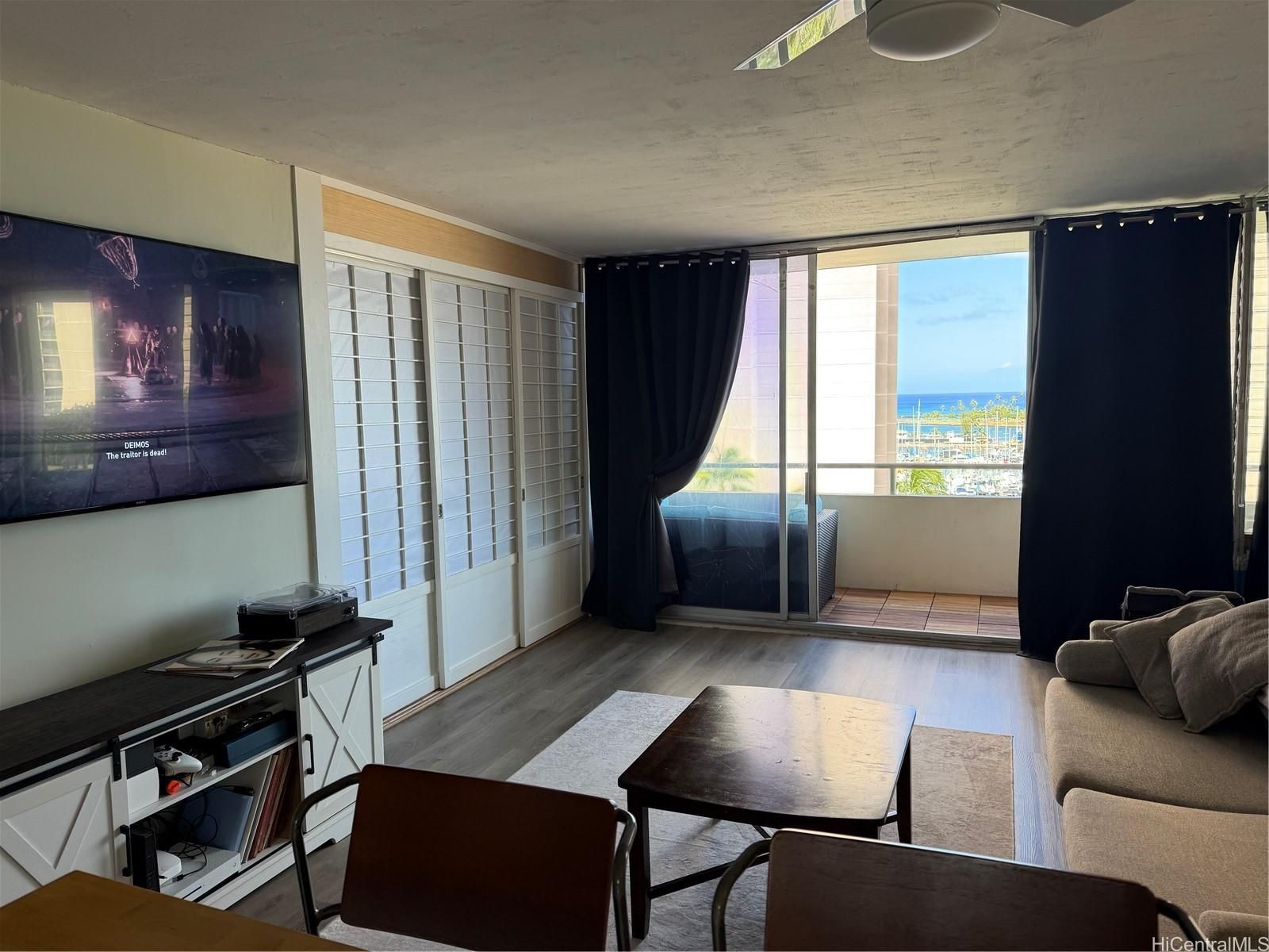 Harbor View Plaza Unit 804 in WAIKIKI