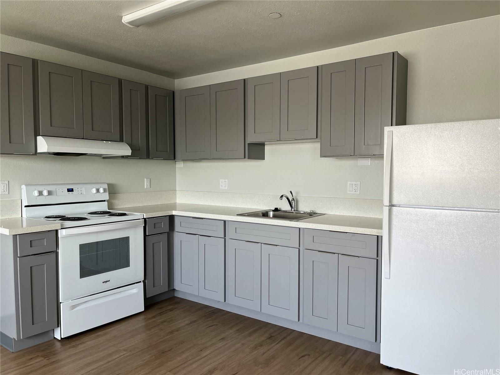 311 Puuhue Pl #403, Honolulu, HI, 96817 in KUAKINI