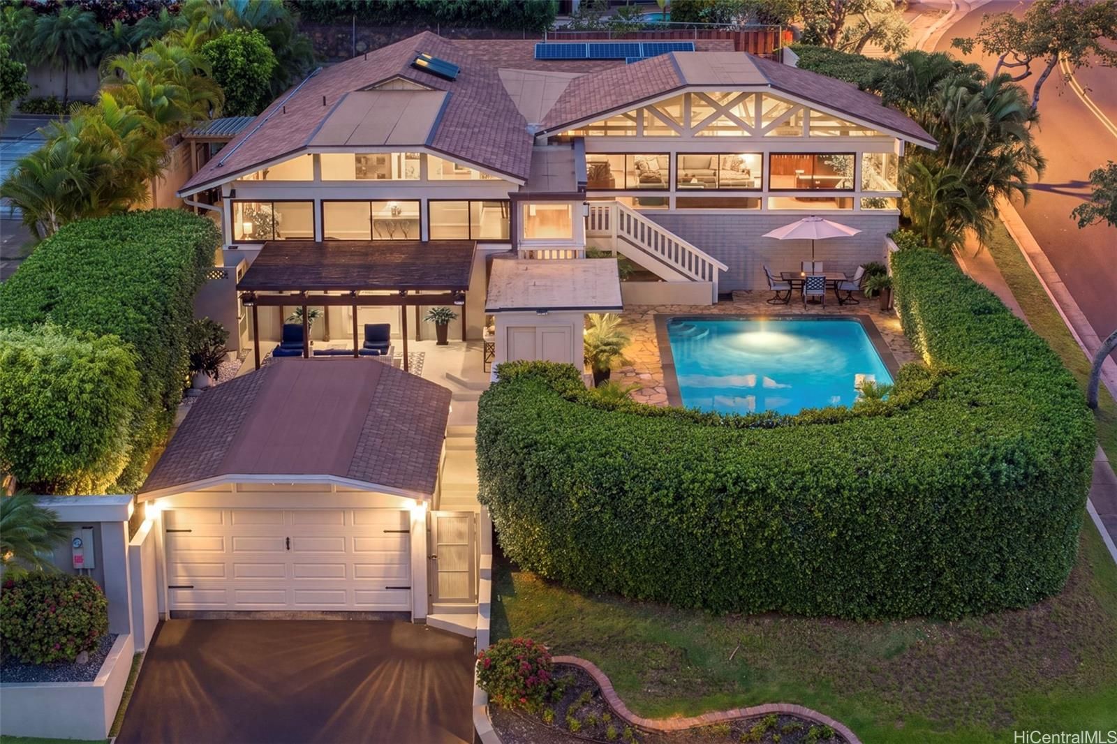 101 Nawiliwili St , Honolulu, HI, 96825 in TRIANGLE