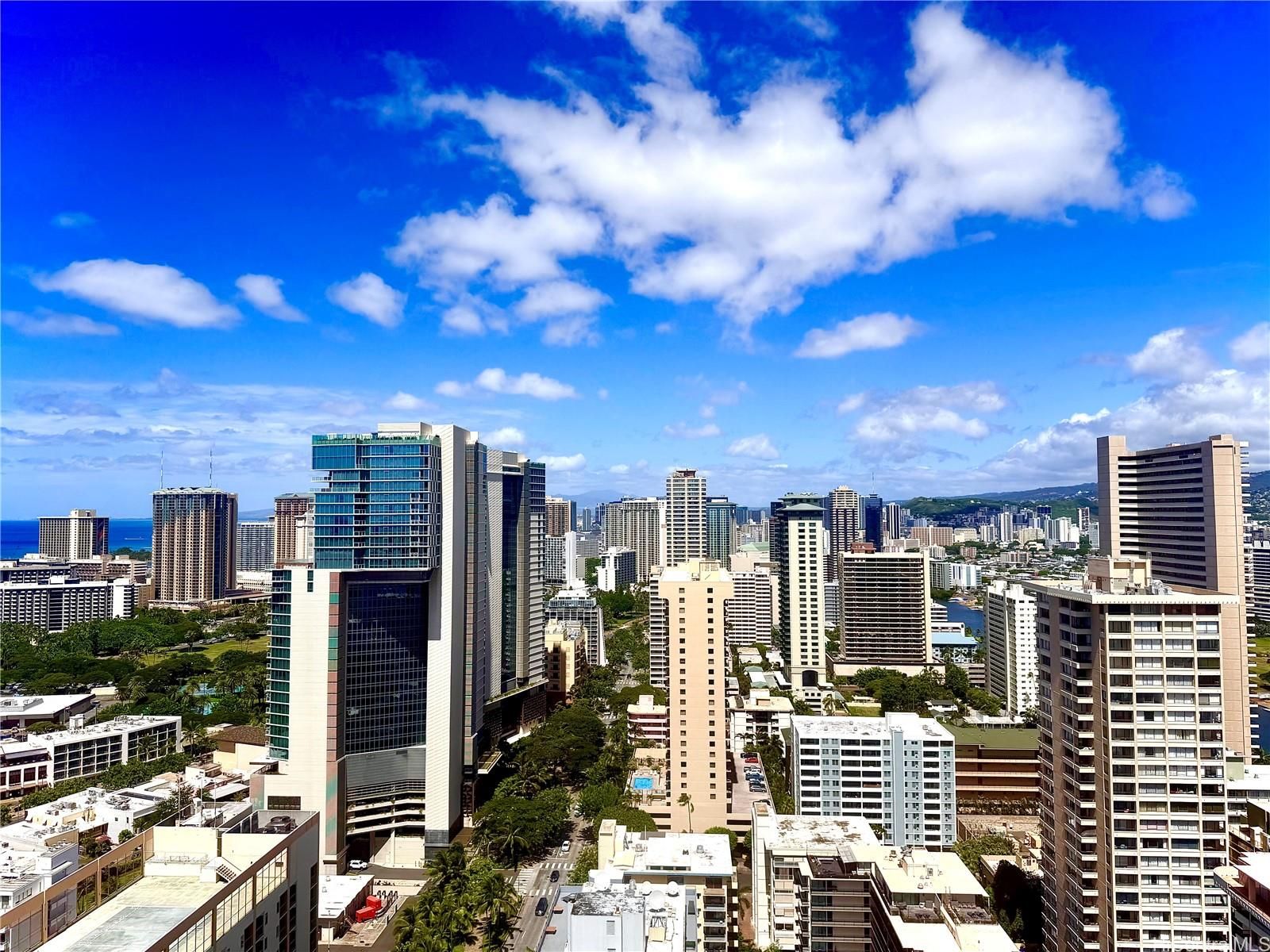 Royal Kuhio Unit 3306 in WAIKIKI
