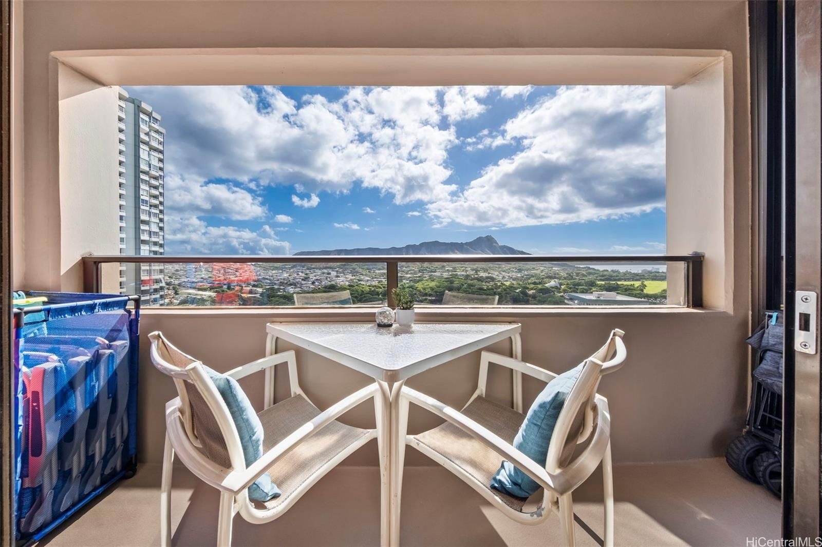 Waikiki Sunset Unit 2114 in WAIKIKI