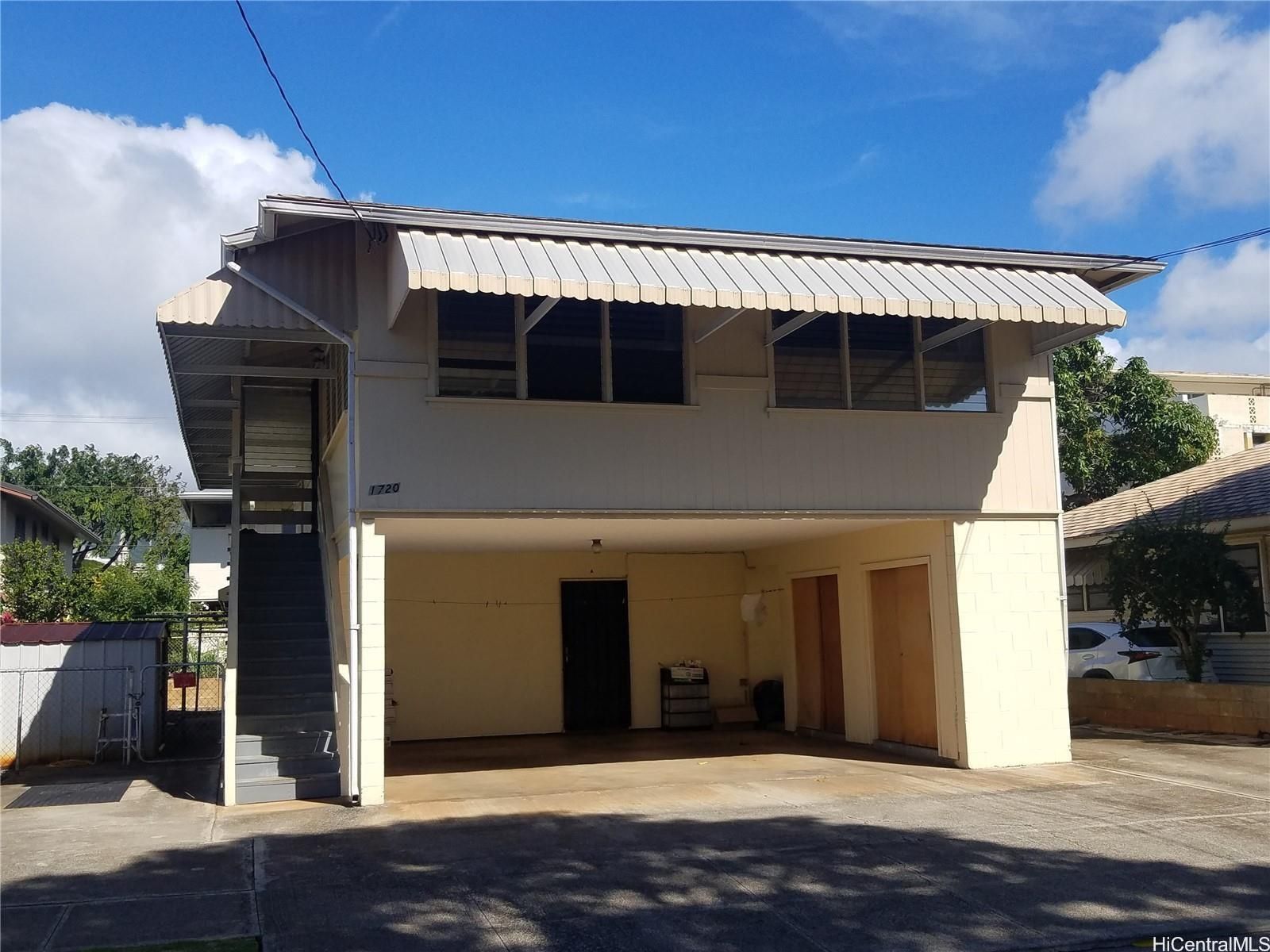 1720 Malanai St #Upstairs, Honolulu, HI, 96826 in MCCULLY