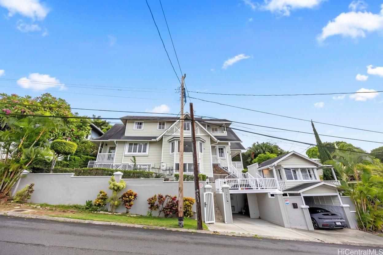 1449 St Louis Dr , Honolulu, HI, 96816 in ST. LOUIS