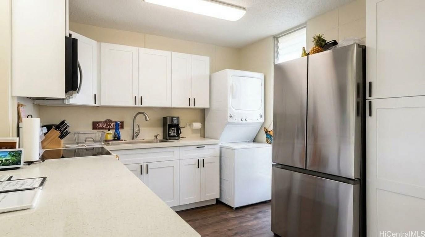 Northbrook-Melemanu Unit C301 in WAIPIO ACRES/WAIKALANI WOODLANDS