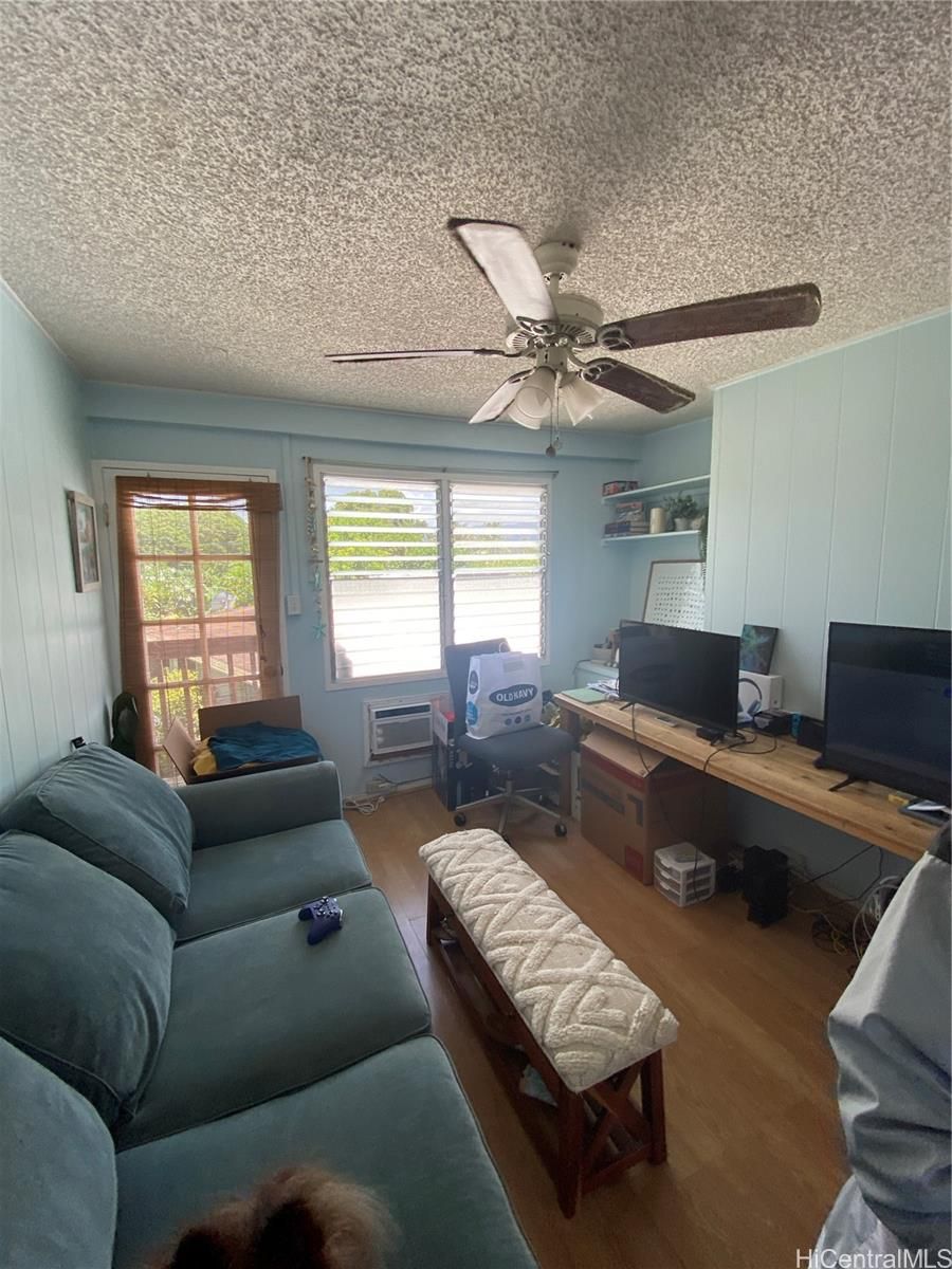 479 N Kalaheo Ave #UL, Kailua, HI, 96734 in KALAMA TRACT