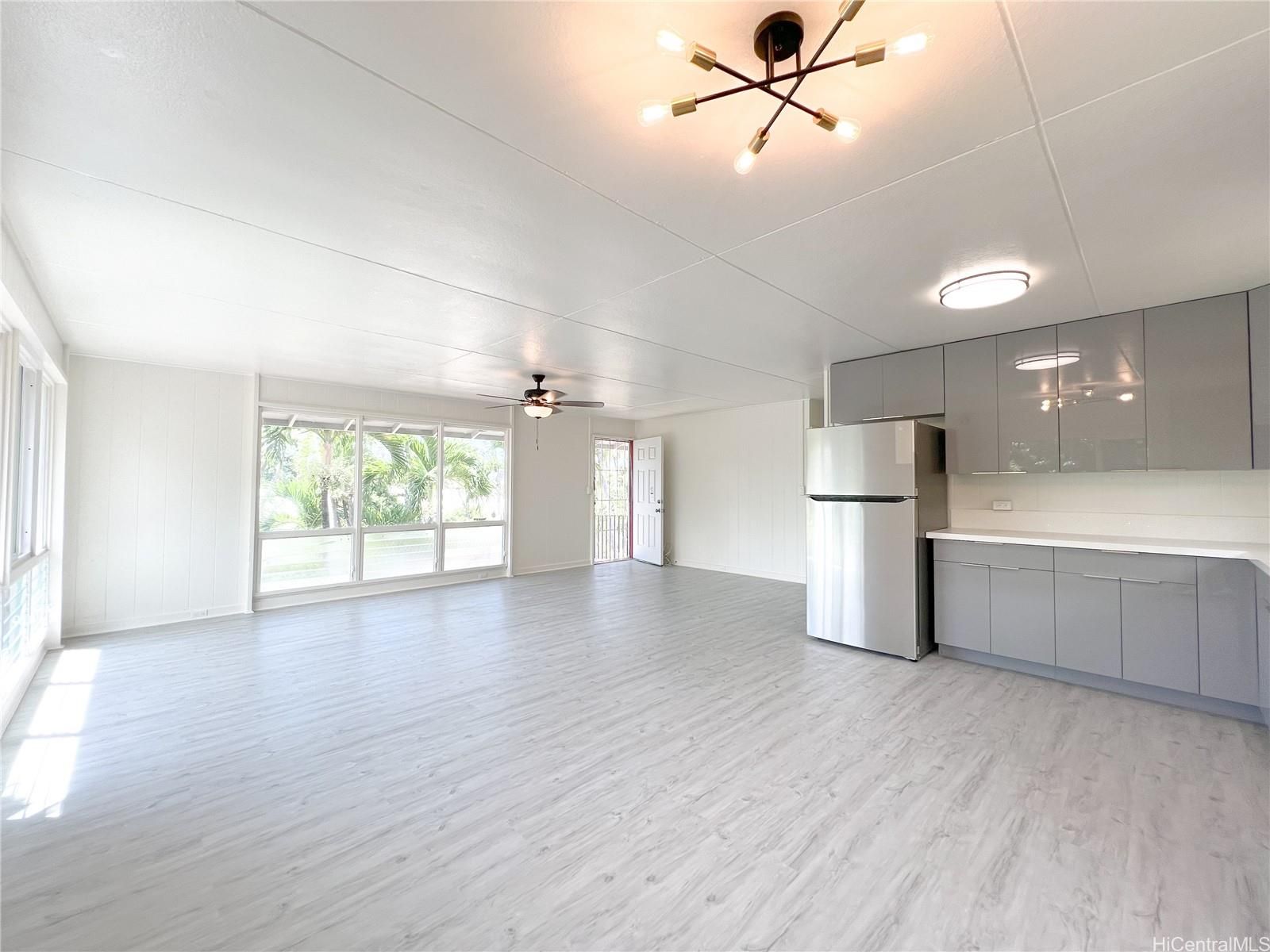 84-290 Makaha Valley Rd , Waianae, HI, 96792 in MAKAHA