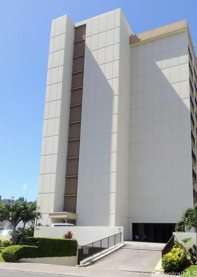 1112 Kinau St #207, Honolulu, HI, 96814 in MAKIKI AREA