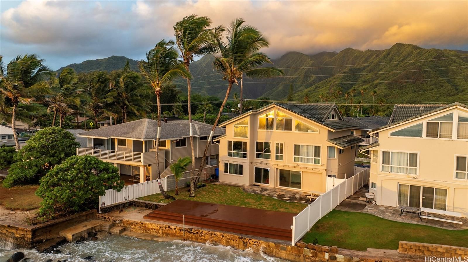 53-853 Kamehameha Hwy , Hauula, HI, 96717 in HAUULA