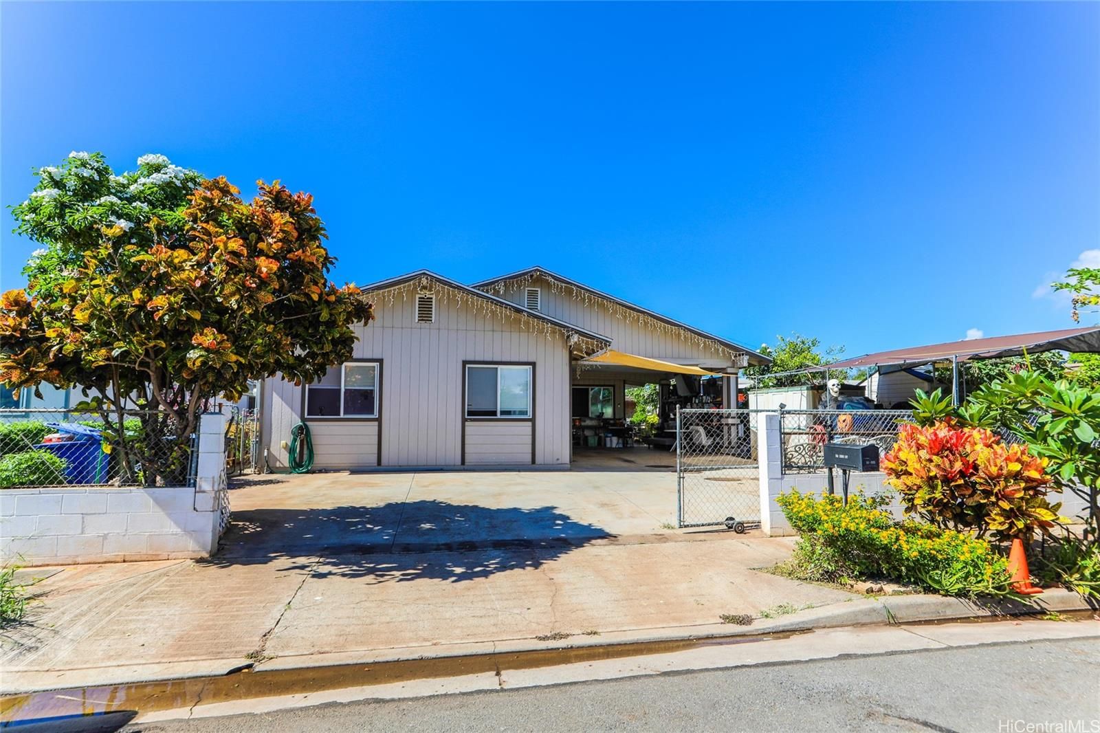 91-868 Hahanui St , Ewa Beach, HI, 96706 in EWA BEACH