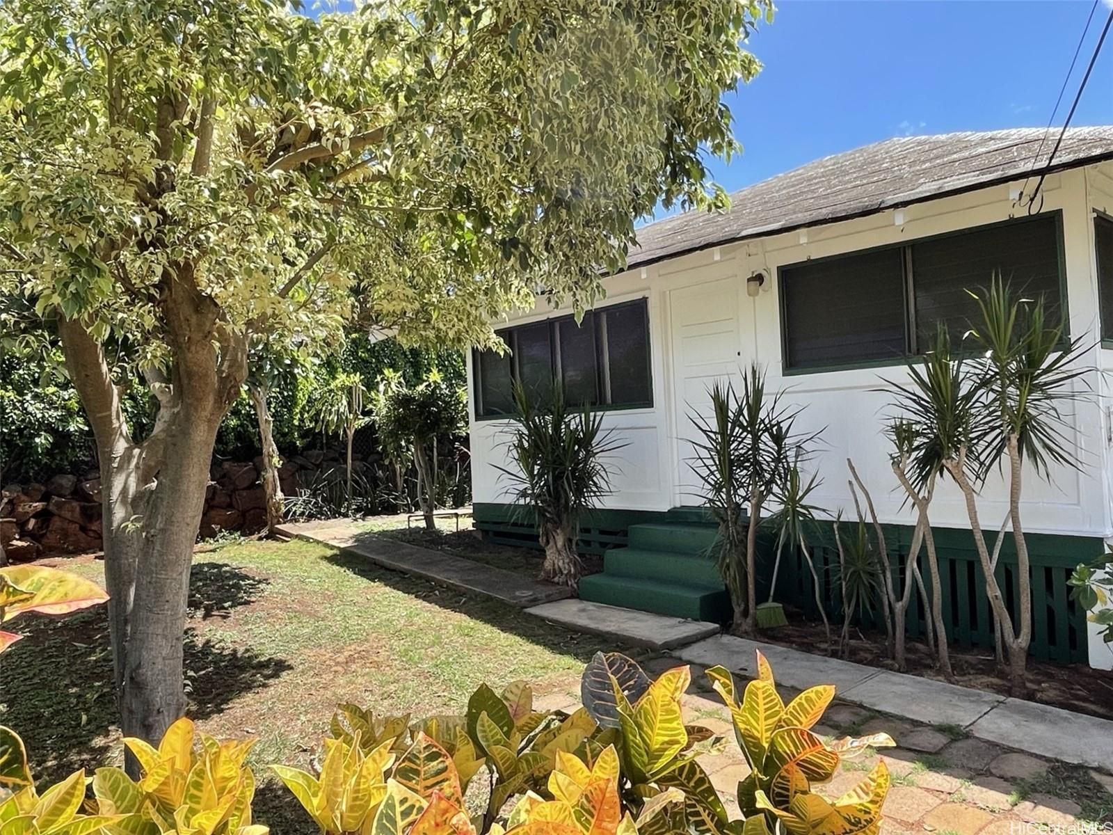 1030 16th Ave #Back, Honolulu, HI, 96816 in KAIMUKI