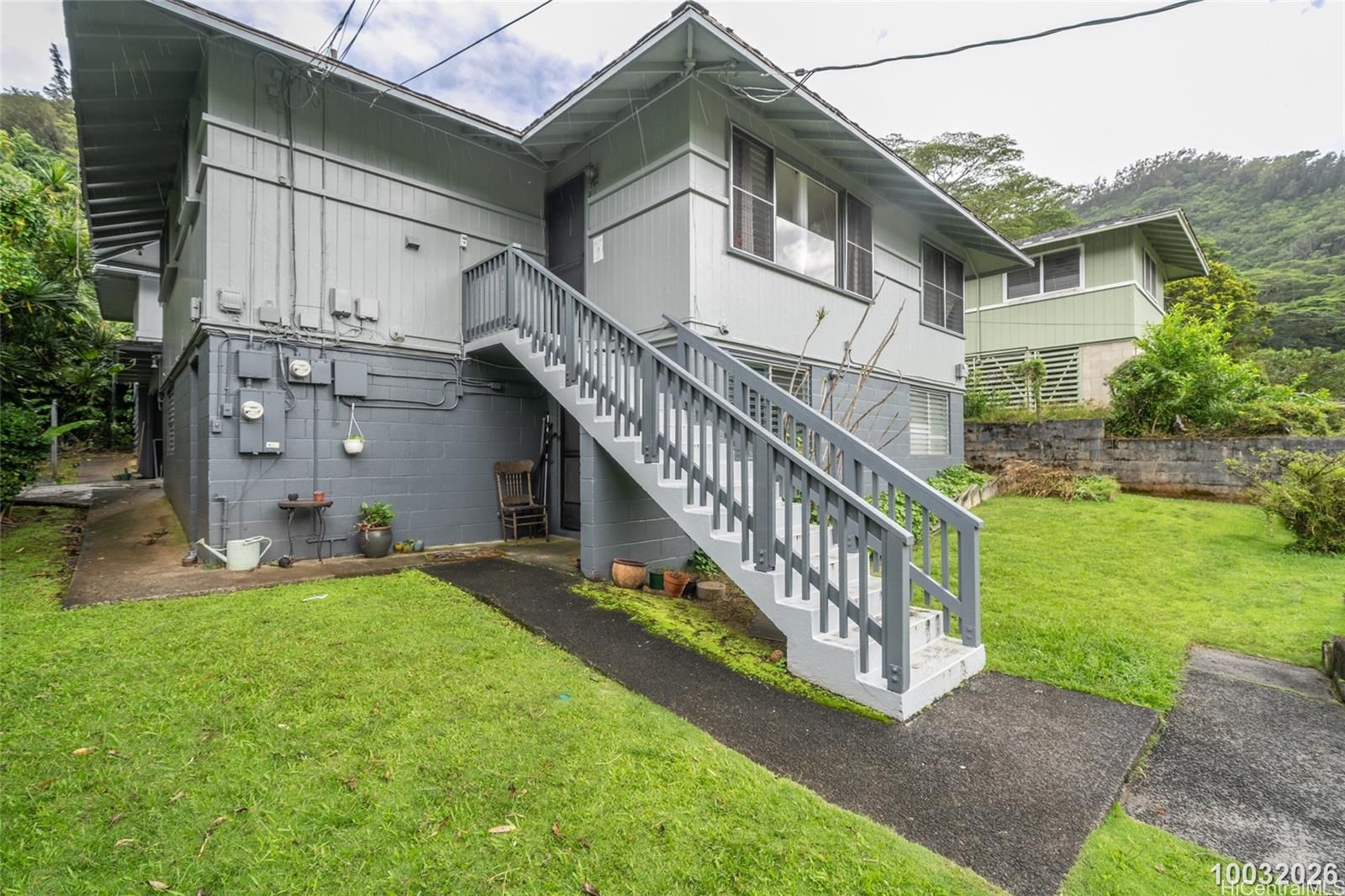 1583 Kalaepaa Dr #C (Upstairs), Honolulu, HI, 96819 in KALIHI VALLEY