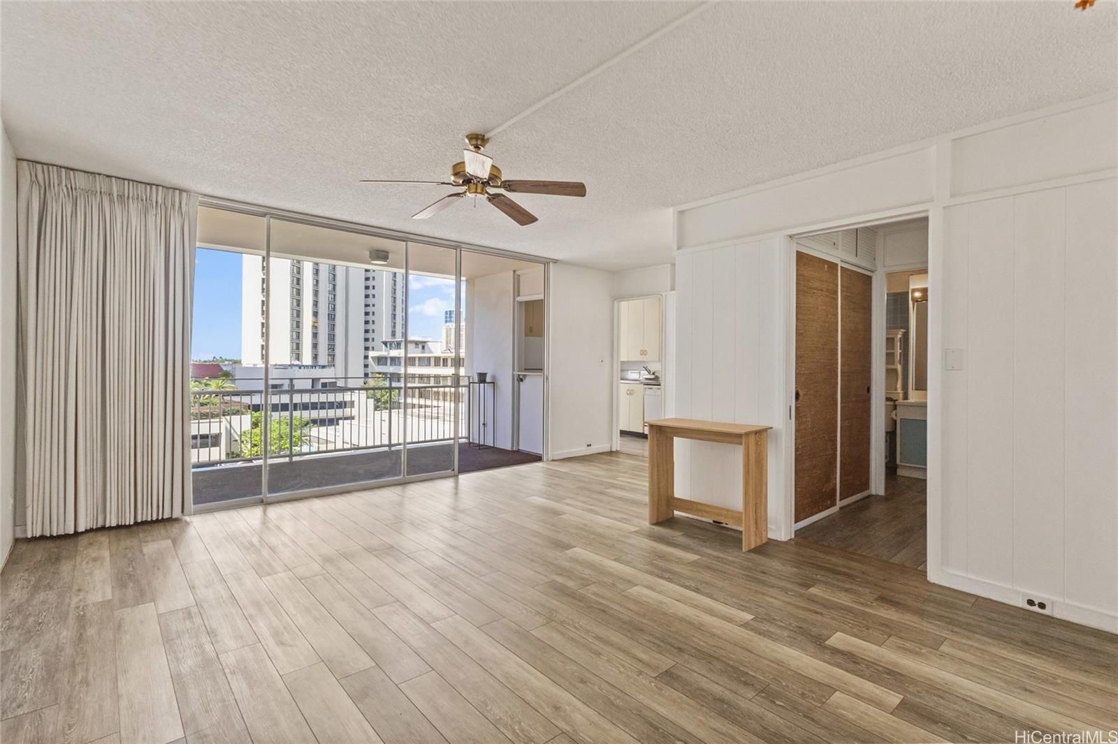 Atkinson Towers Inc Unit 602 in ALA MOANA