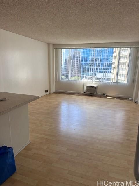 Pacific Grand Unit 1503 in ALA MOANA