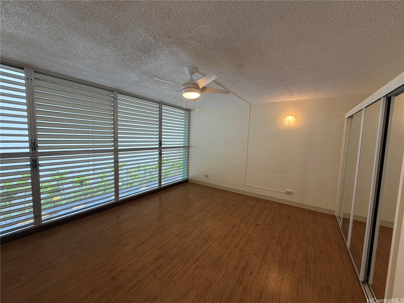 952 Ahana St #378, Honolulu, HI, 96814 in PAWAA