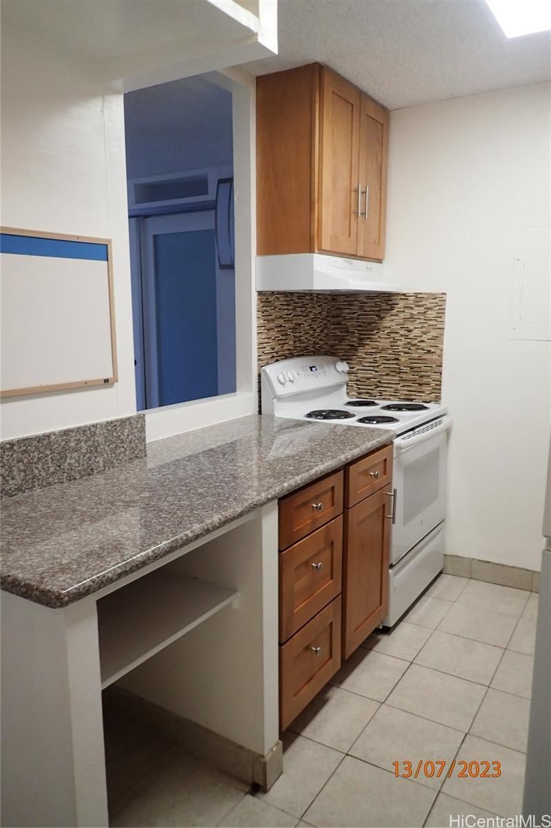 Pearl Ridge Gdns and Twr Unit 7/203 in PEARLRIDGE