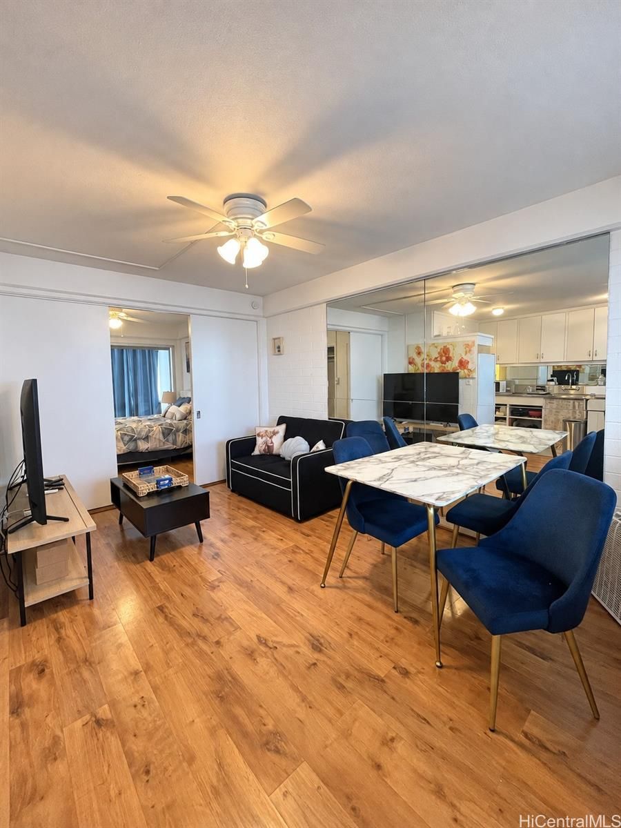 Hawaiian Prince Apts Ltd Unit 314 in WAIKIKI
