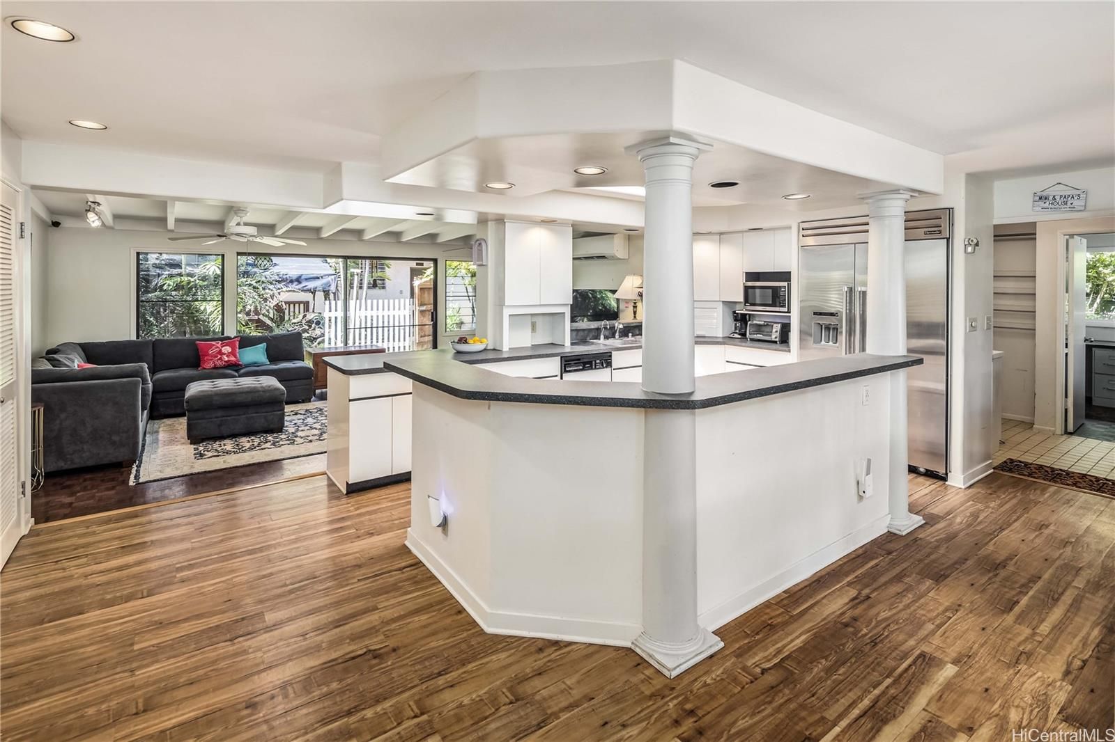 636 Kaiemi St #A, Kailua, HI, 96734 in KOOLAUPOKO