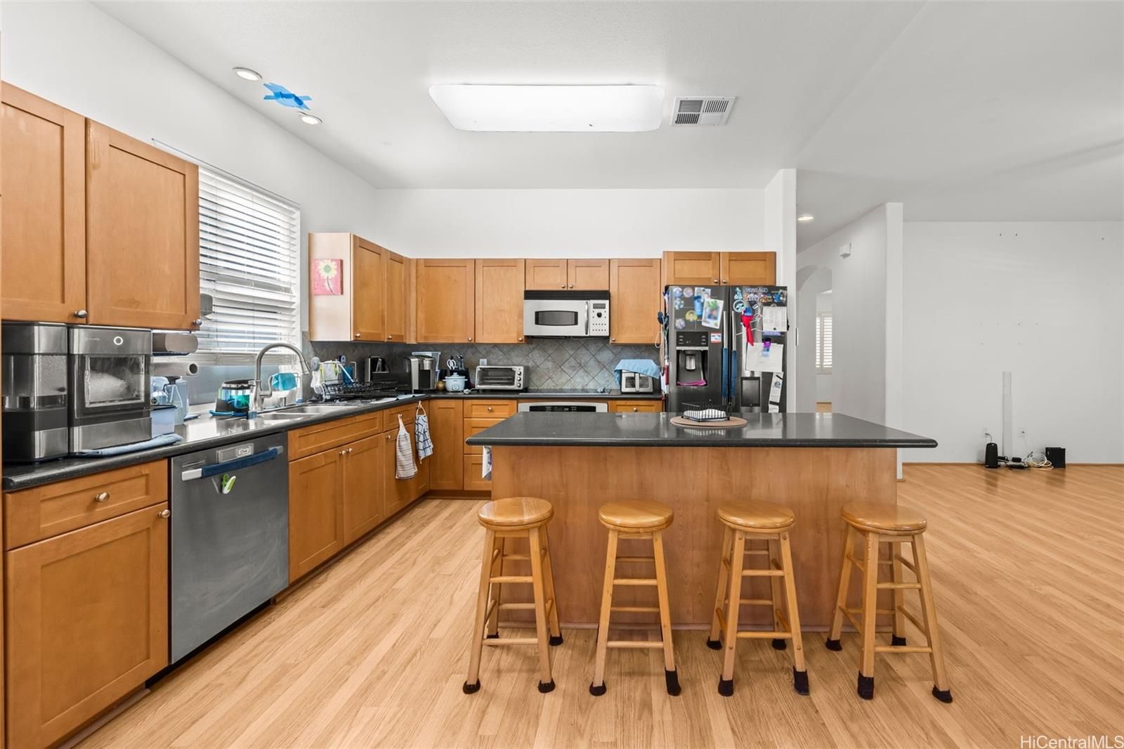 91-1219 Kaimalie St , Ewa Beach, HI, 96706 in OCEAN POINTE