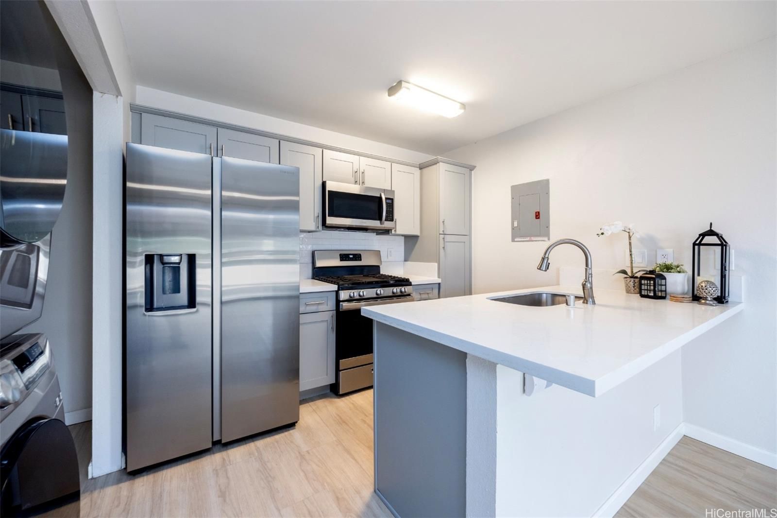 Palm Villas Unit 24F in EWA GEN SODA CREEK