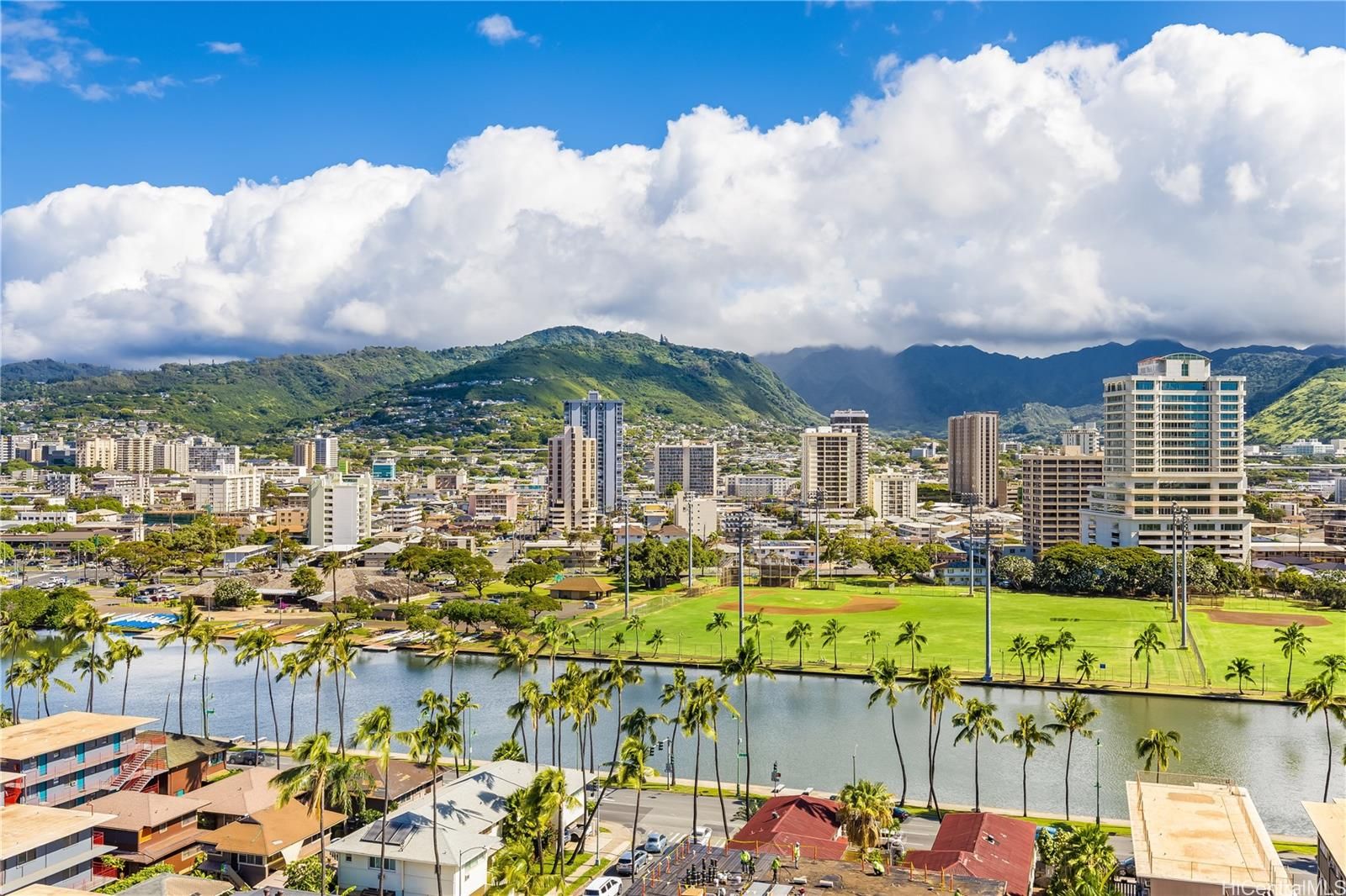 Keoni Ana Unit 1003 in WAIKIKI