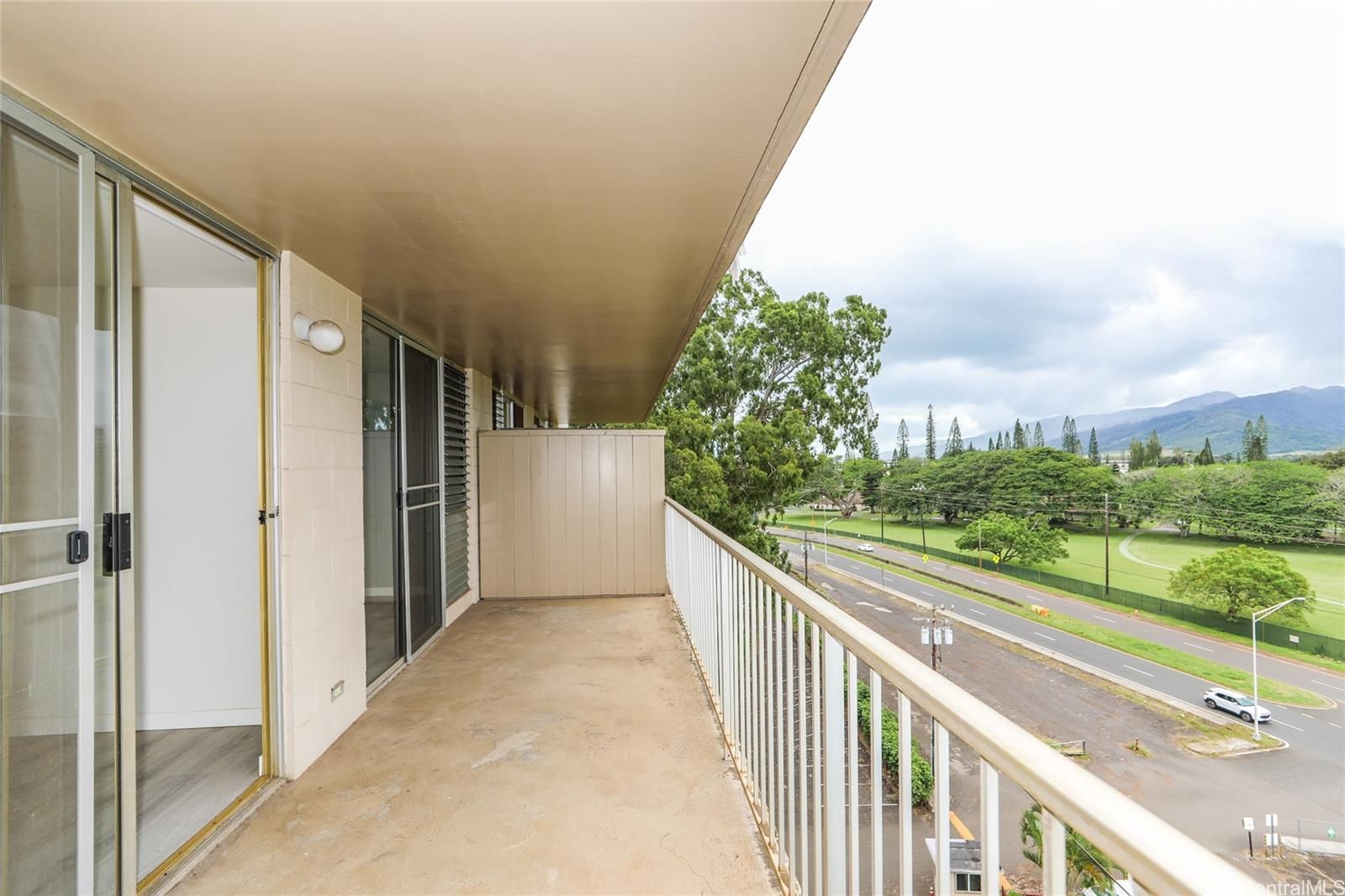 Kemoo By Lake Unit 904 in WILIKINA