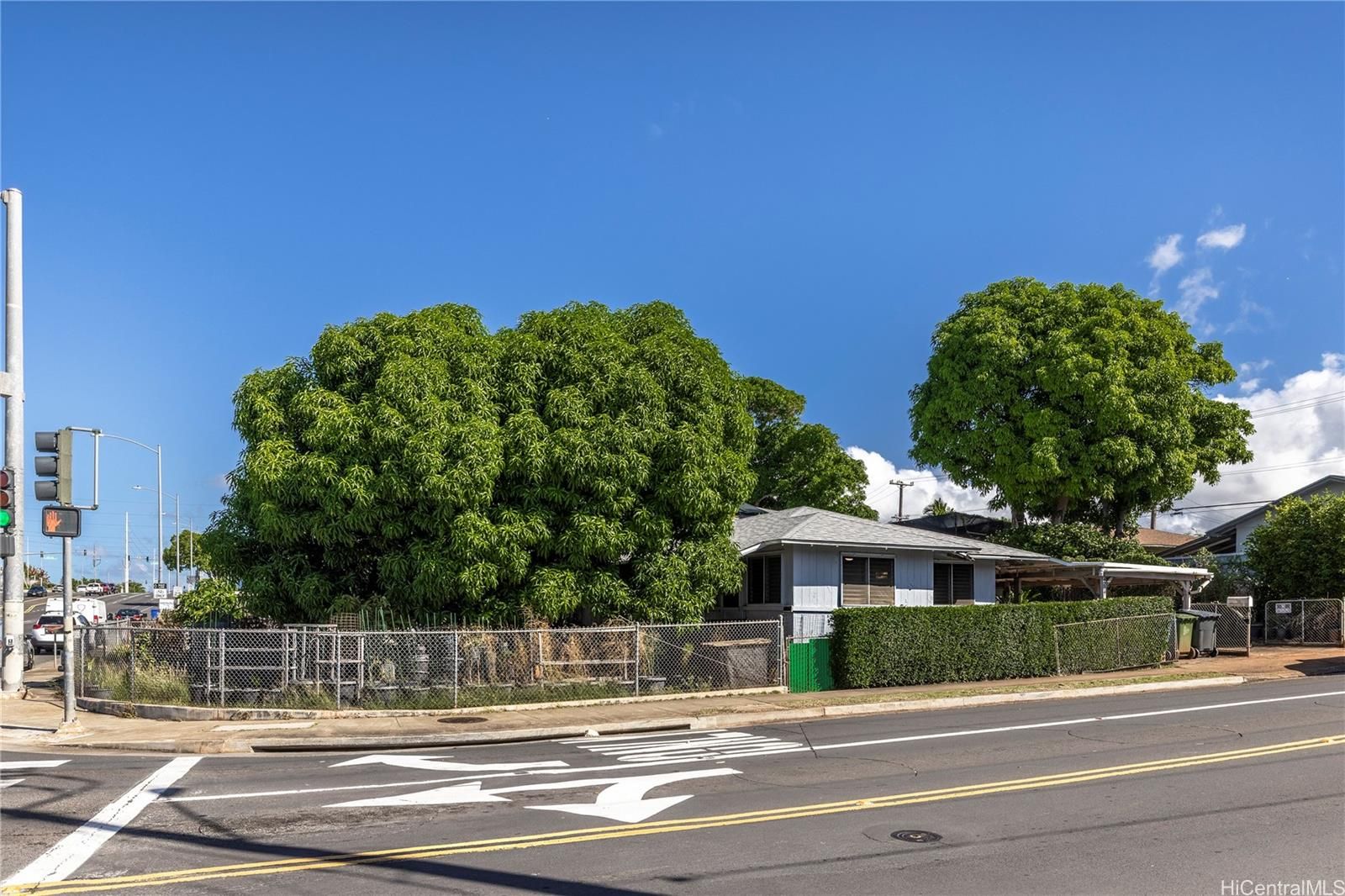 4202 Salt Lake Blvd , Honolulu, HI, 96818 in ALIAMANU