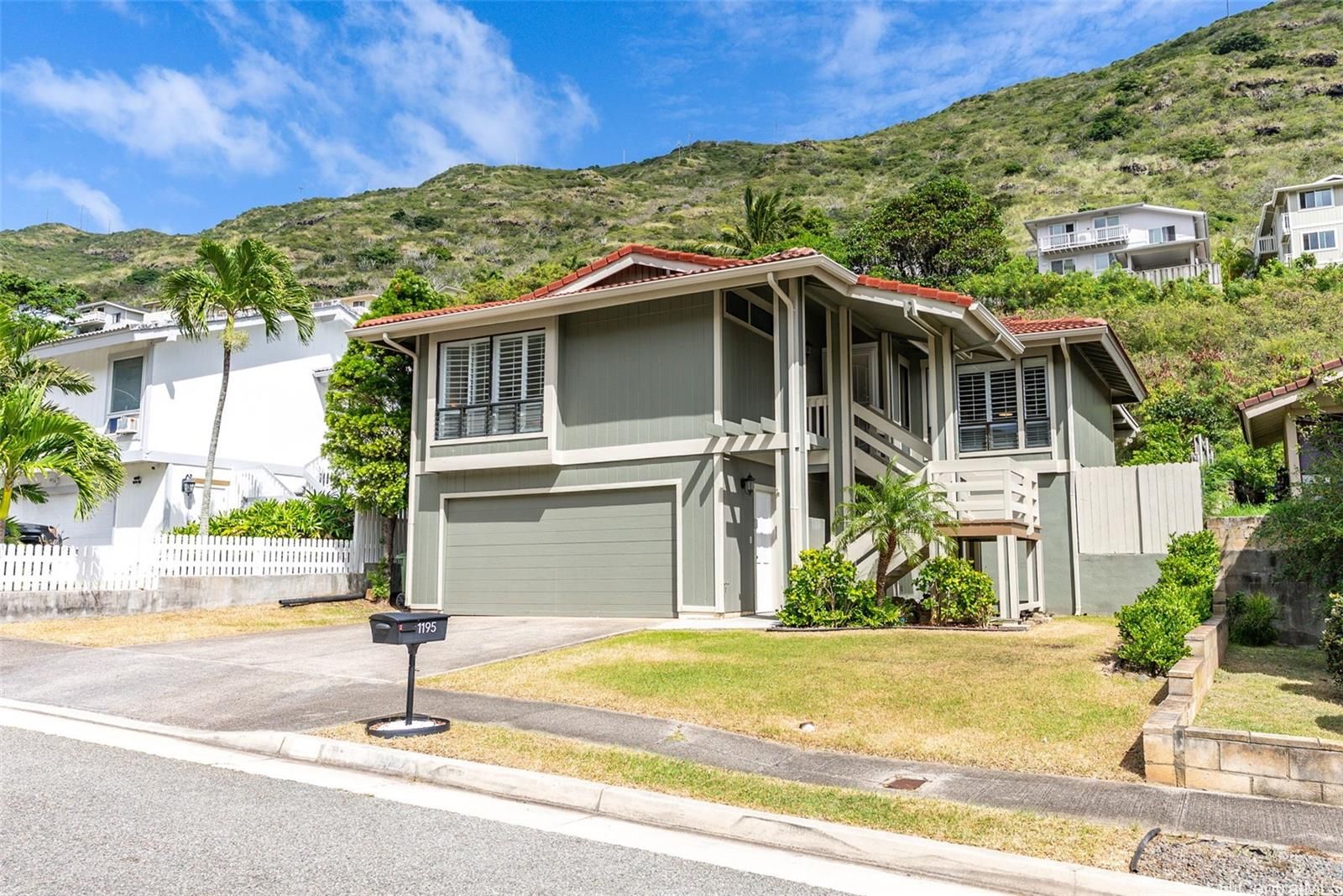 1195 Lunalilo Home Rd , Honolulu, HI, 96825 in KAMILOIKI