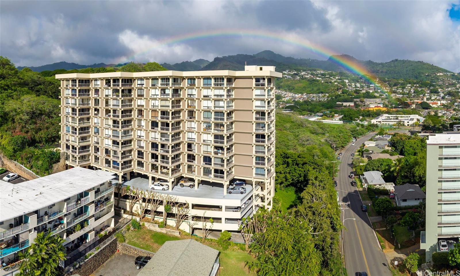 Royal Vista Unit 807D in PUNCHBOWL AREA