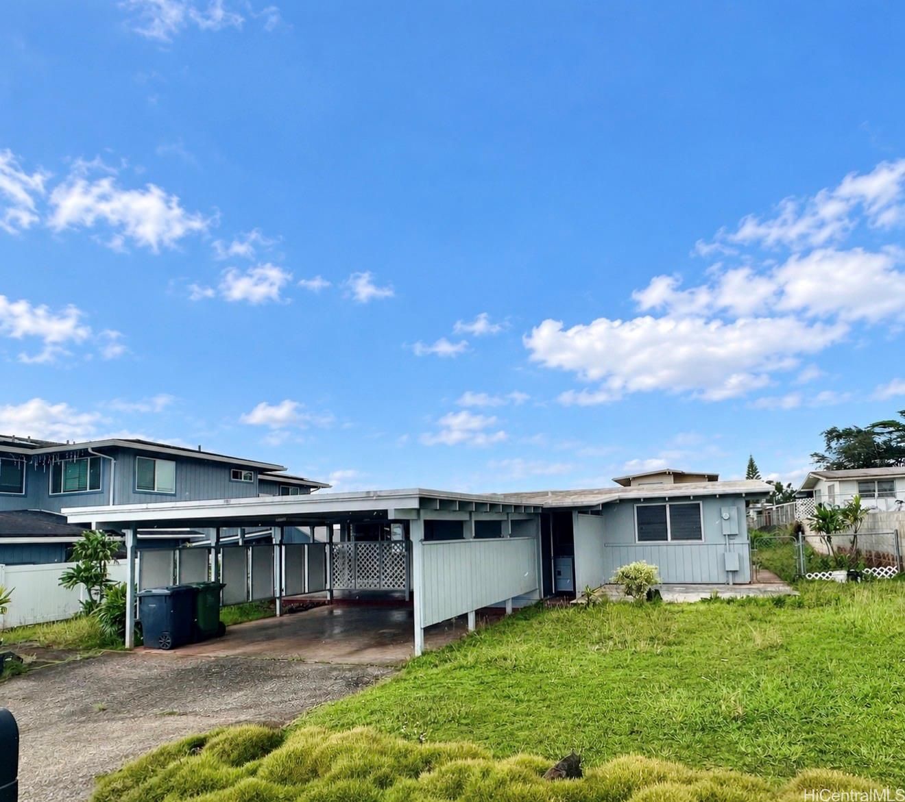 2258 Akeukeu St , Pearl City, HI, 96782 in PACIFIC PALISADES