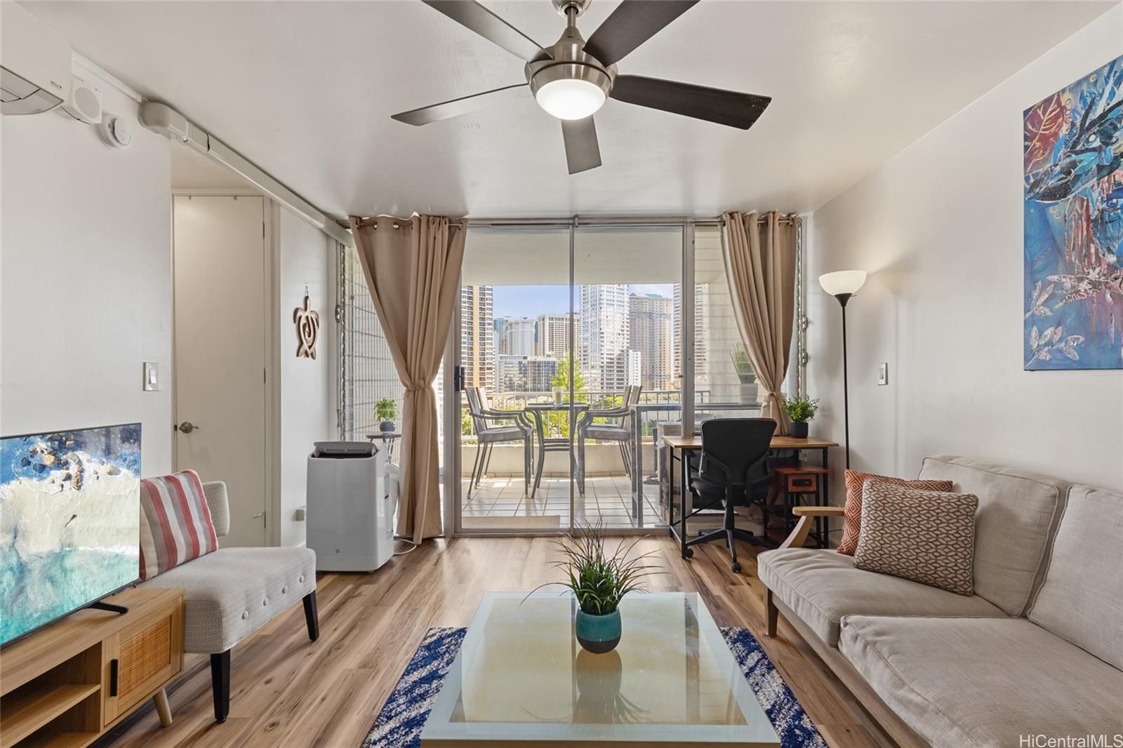 Summer Palace Unit 1006 in ALA MOANA