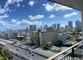Town House Unit 915 in PUNCHBOWL AREA