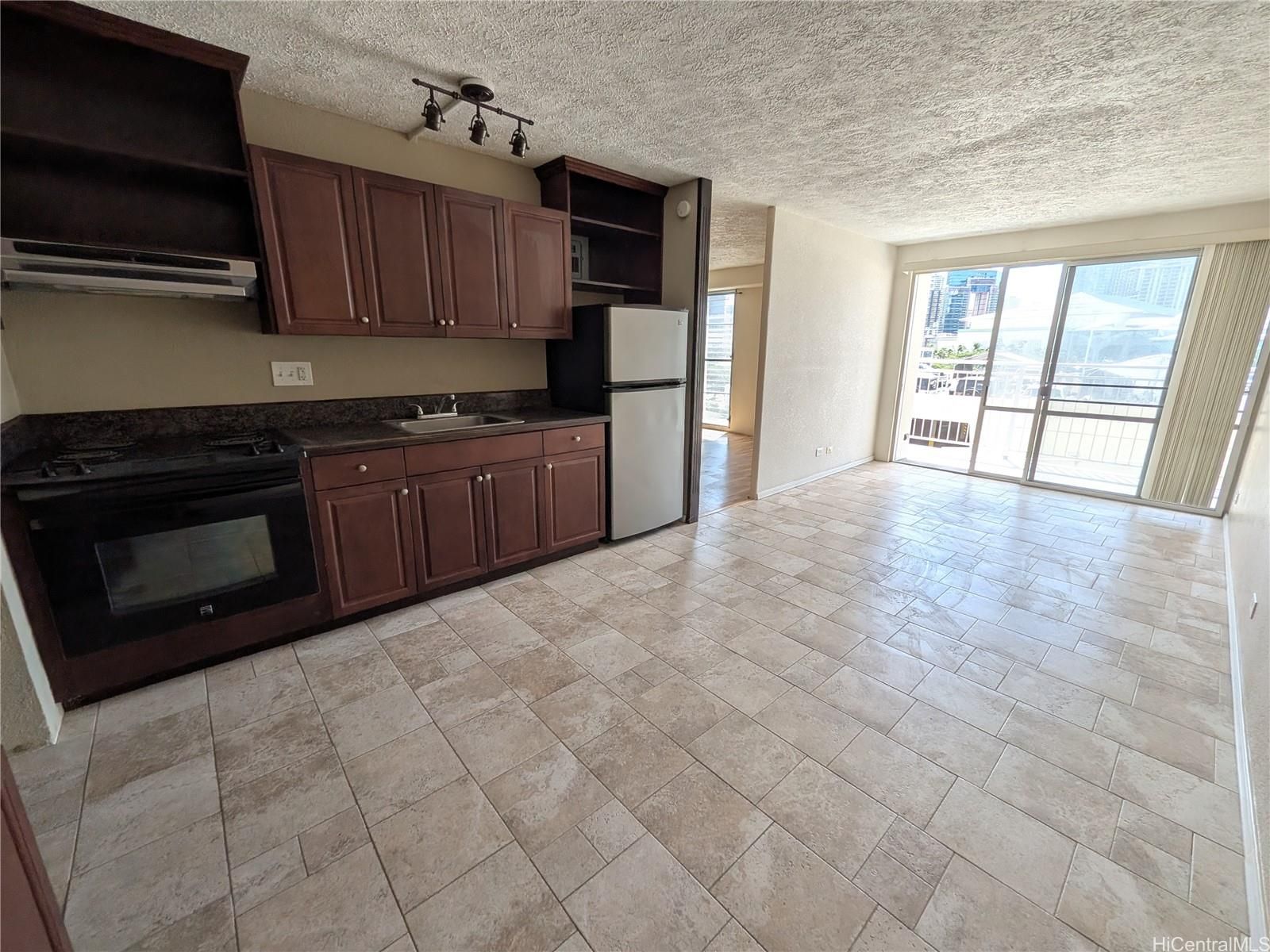 Kapiolani Manor Unit 714 in ALA MOANA