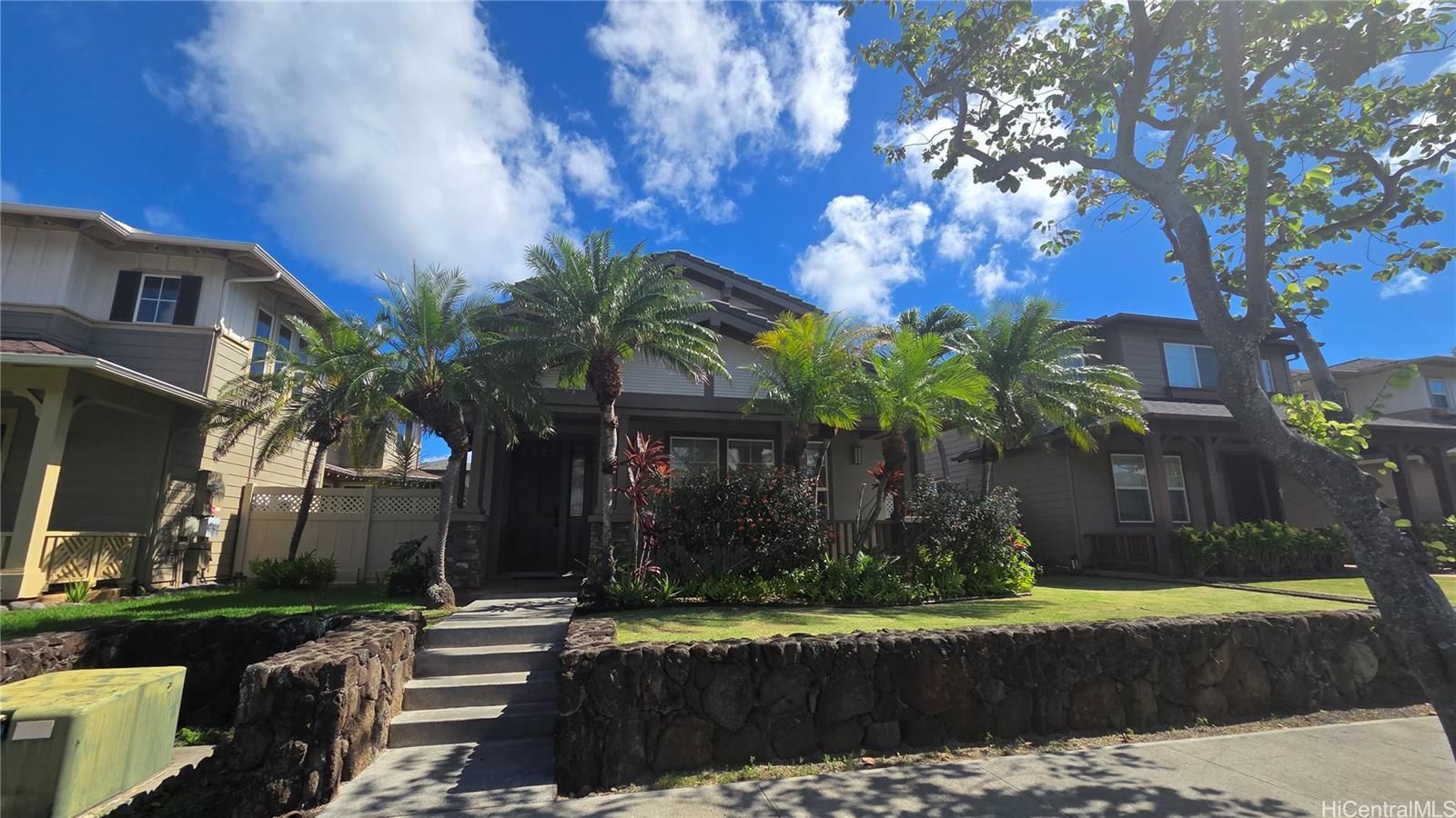 Peninsula at Hawaii Kai 1 Unit 227 in WEST MARINA
