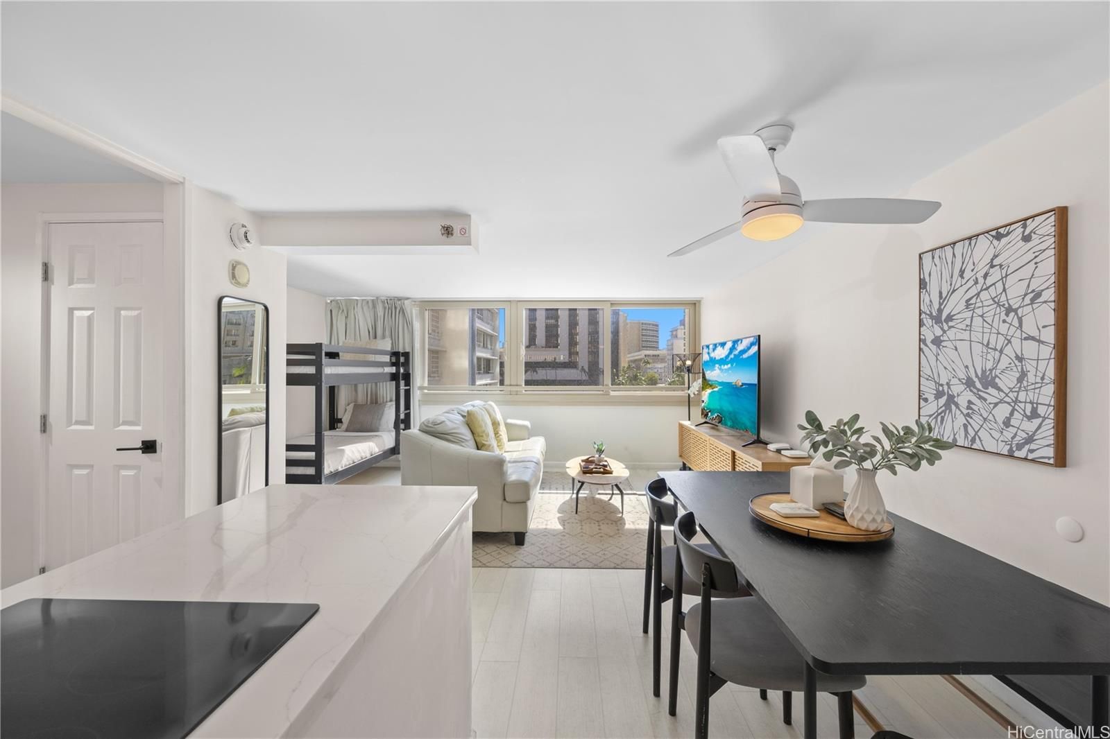 Island Colony Unit 721 in WAIKIKI