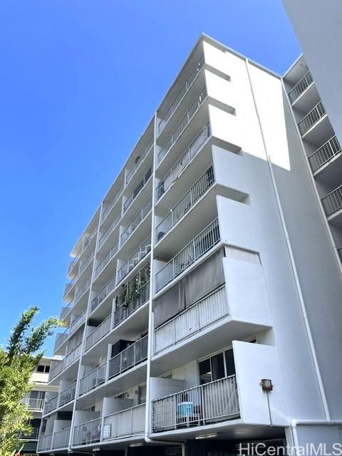 1941 Church Ln #705, Honolulu, HI, 96826 in MOILIILI