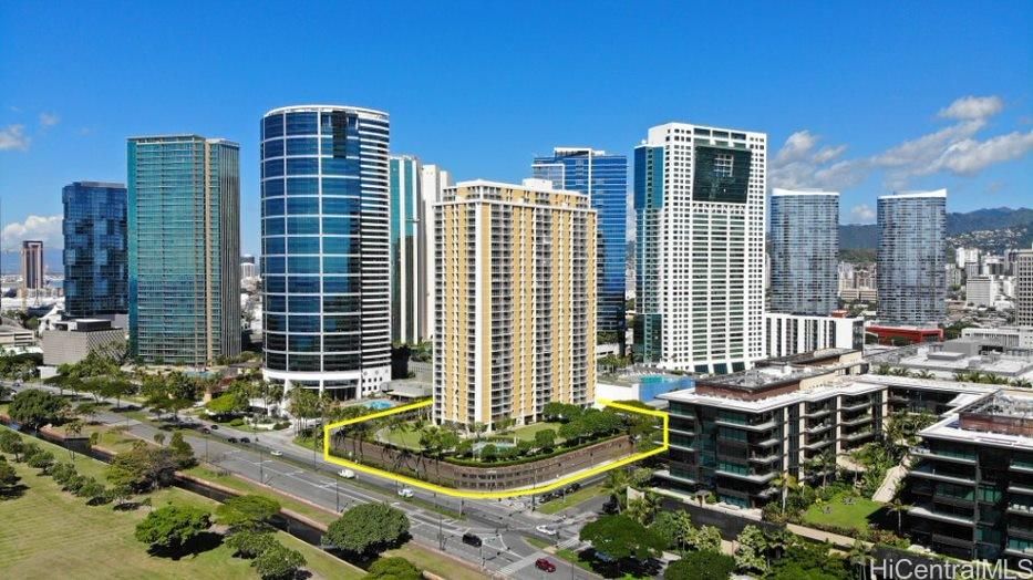1350 Ala Moana Unit 1806 in KAKAAKO