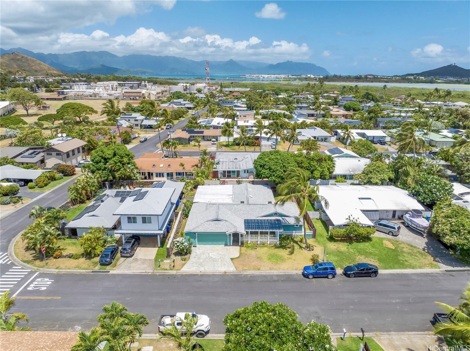 249 Ilihau St , Kailua, HI, 96734 in AIKAHI PARK