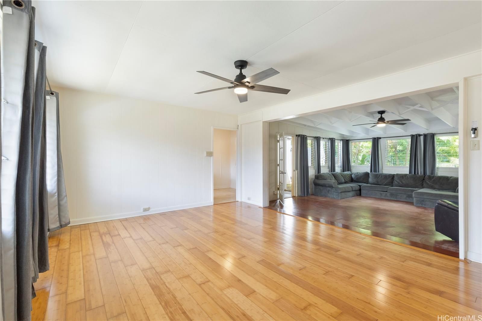 678 Kihapai St #D, Kailua, HI, 96734 in COCONUT GROVE