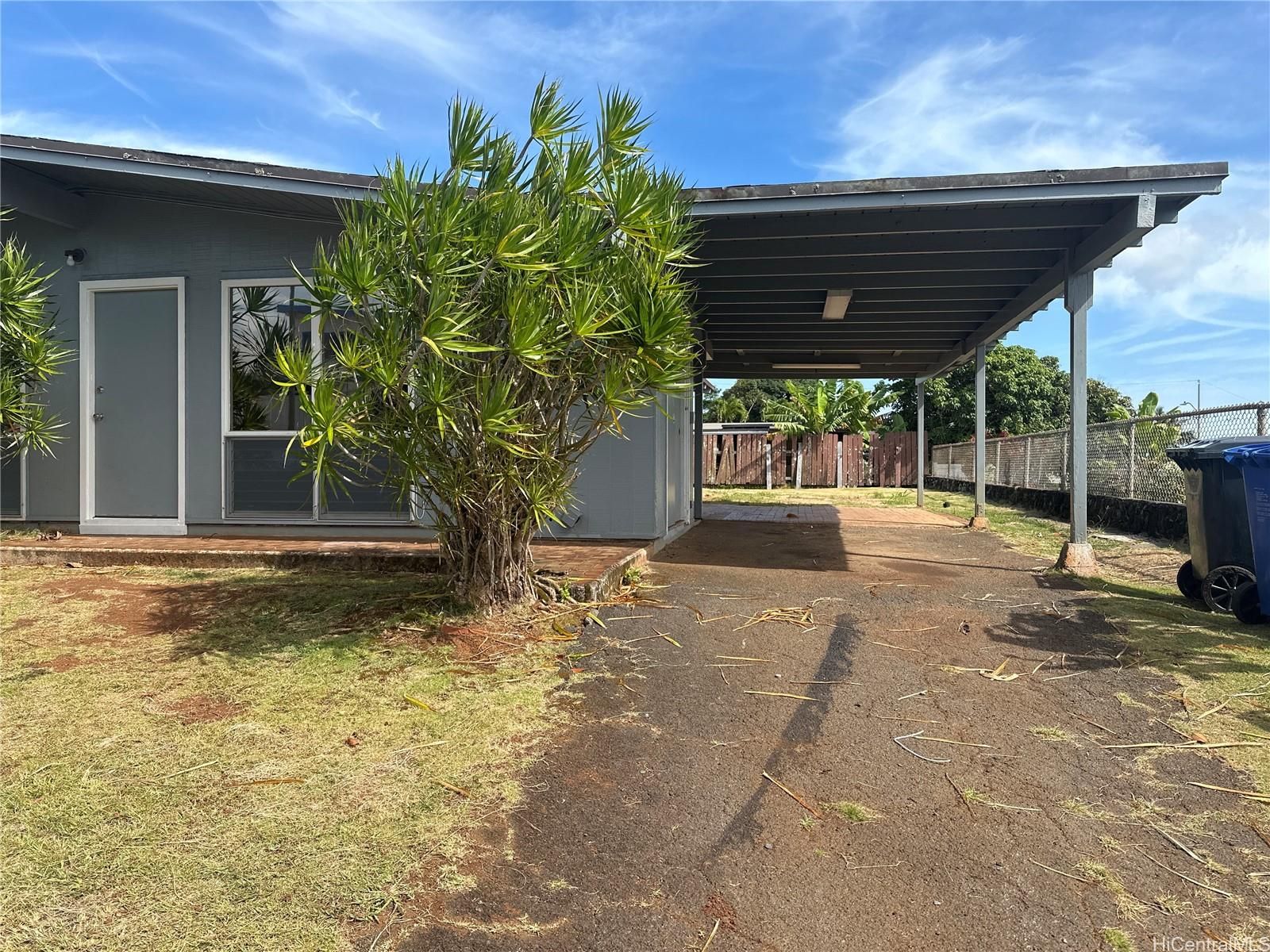 2409 Anihinihi St , Pearl City, HI, 96782 in PACIFIC PALISADES