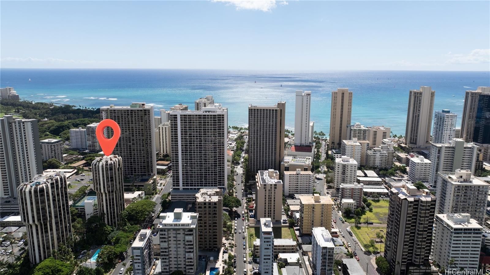 Liliuokalani Gardens Unit I1004 in WAIKIKI
