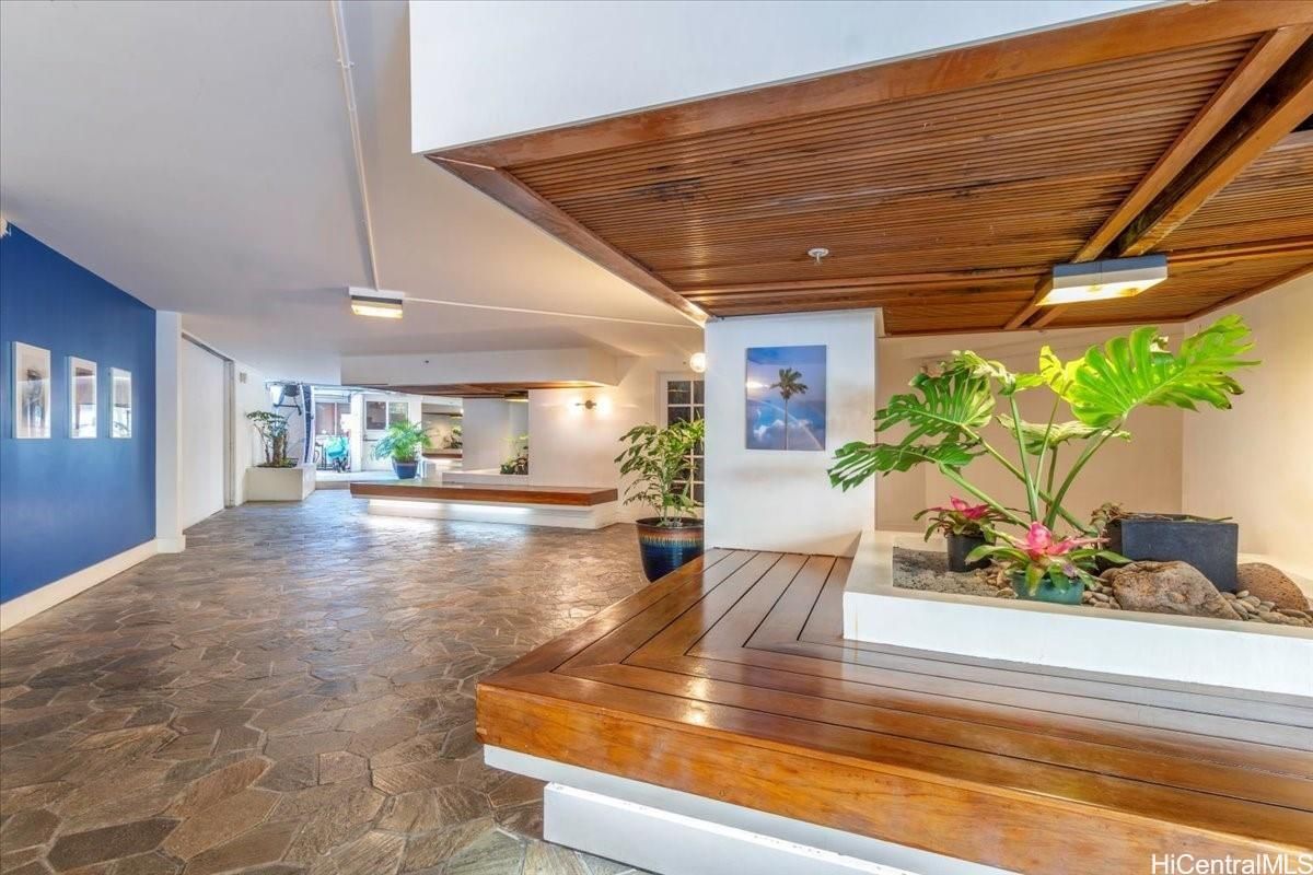 Kuhio Village 1 Unit 607 in WAIKIKI