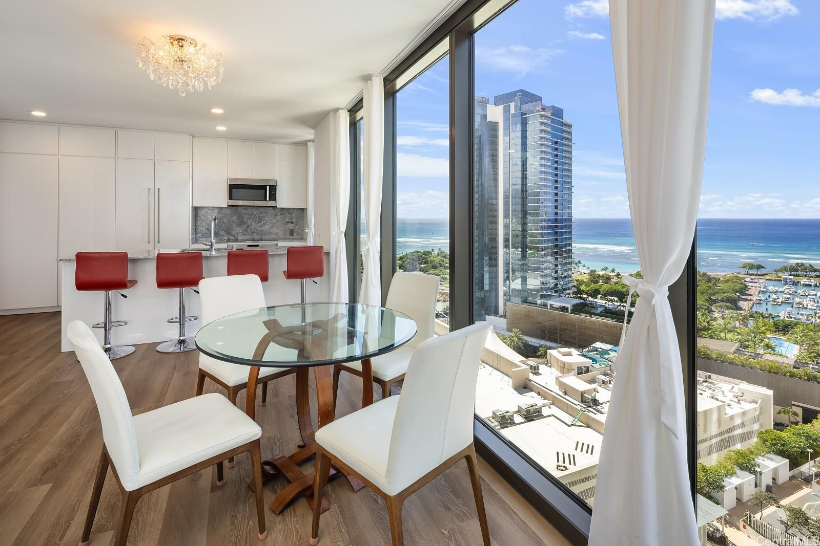 Aalii Unit 2201 in KAKAAKO