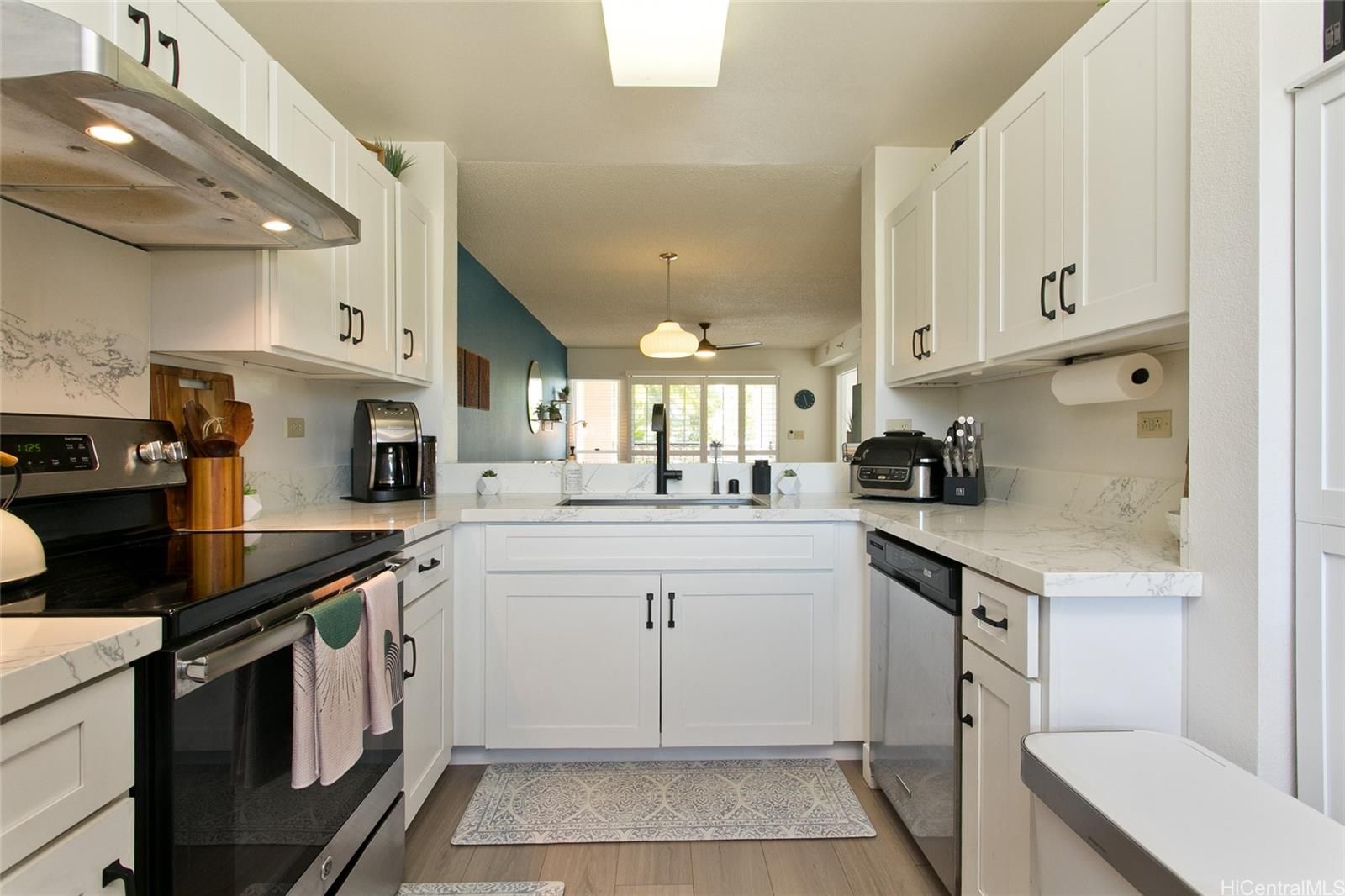 Country Club Village 4 Unit 411 in SALT LAKE