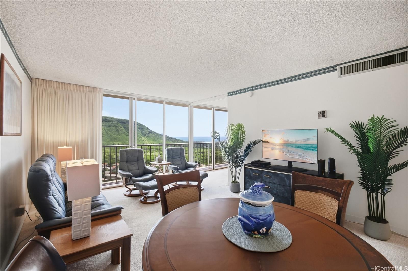 Makaha Valley Towers Unit 1707 in MAKAHA