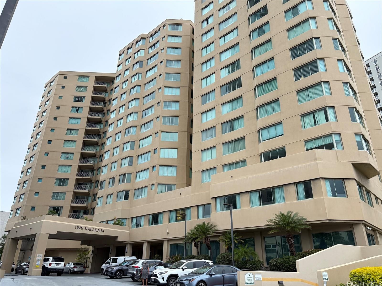 1314 Kalakaua Ave #1207, Honolulu, HI, 96826 in MAKIKI AREA