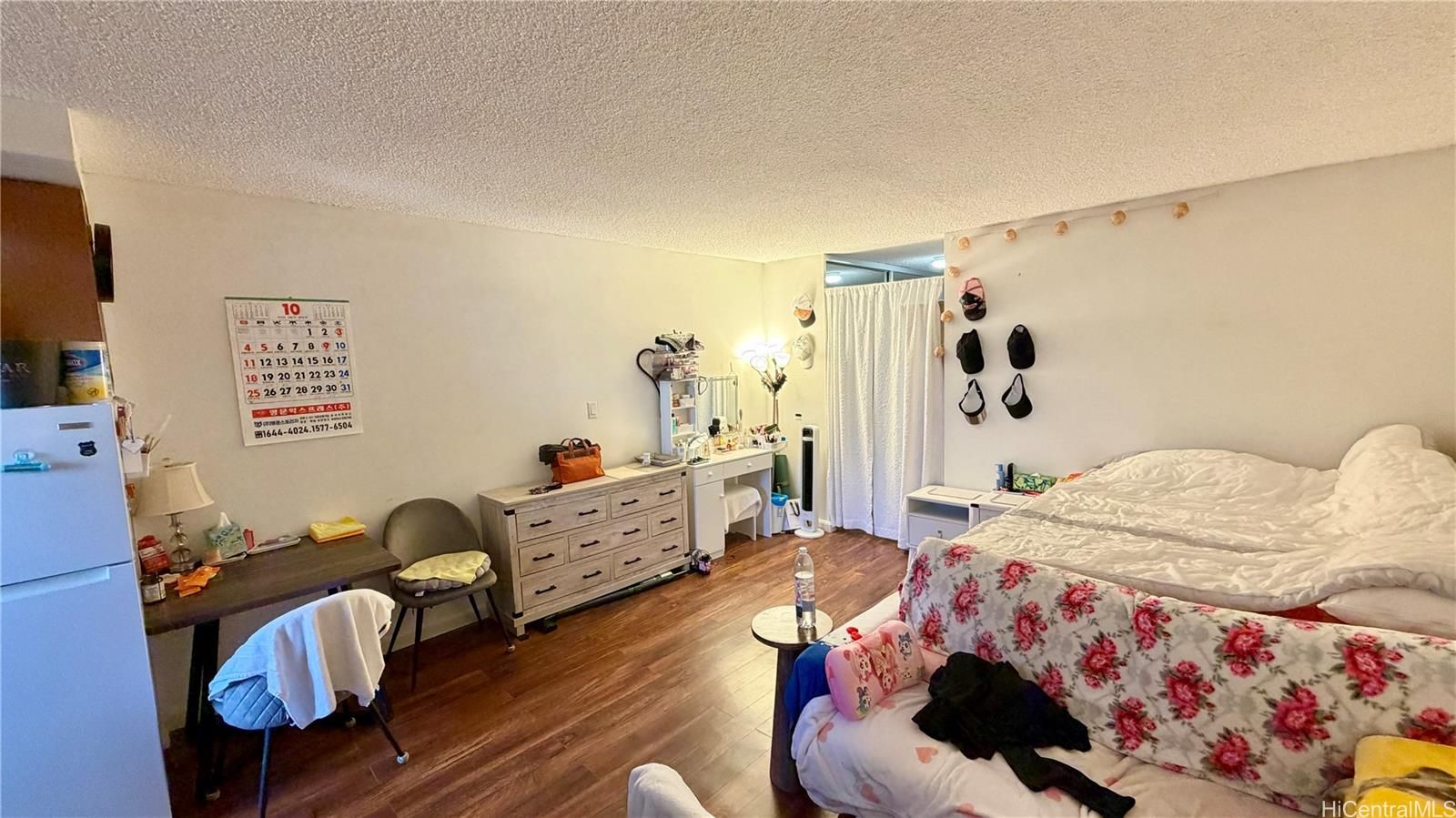 Pacific Grand Unit 1509 in ALA MOANA