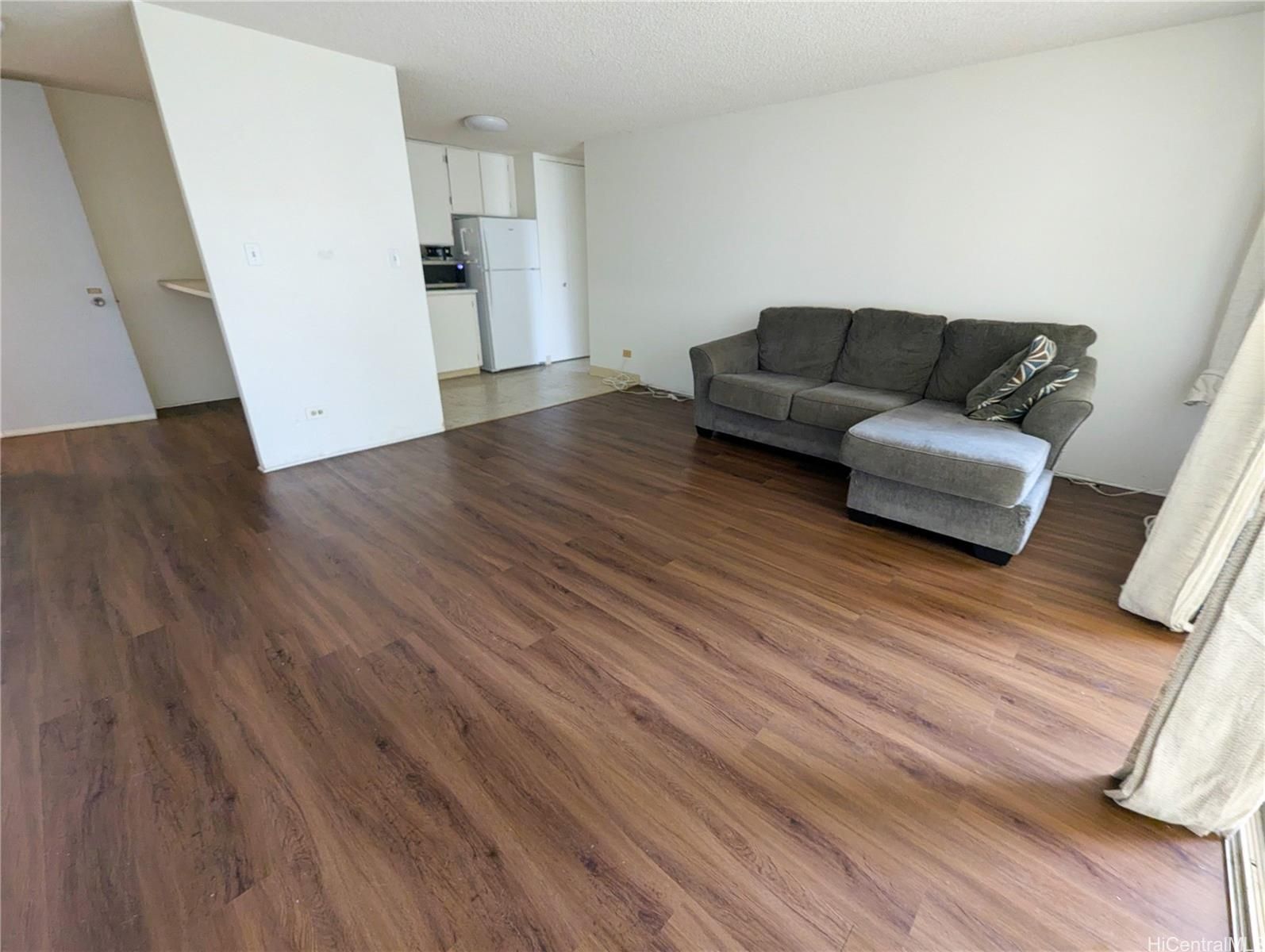 Kailani Unit 302 in WAIKIKI