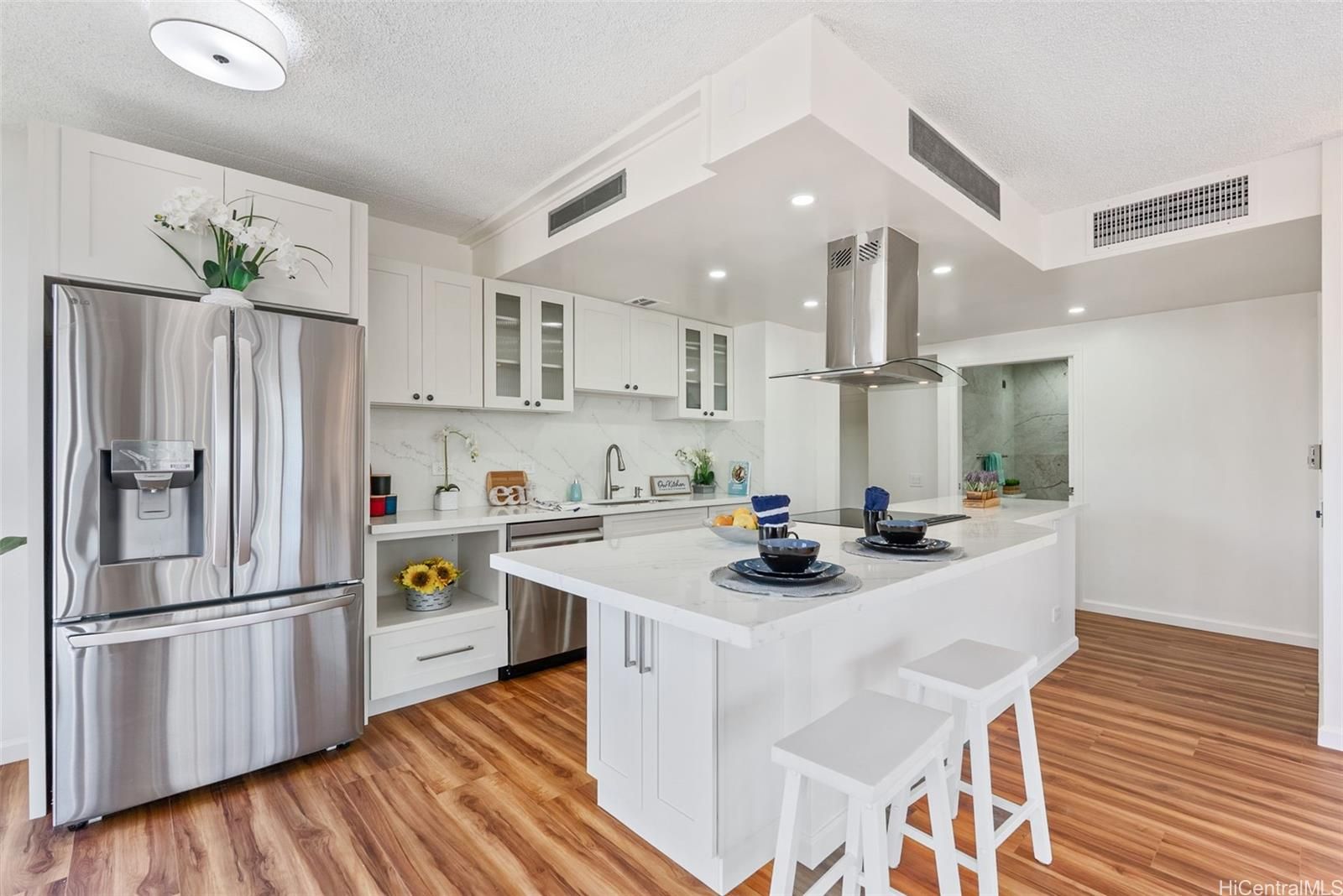 Harbor Square Unit 2104 in DOWNTOWN