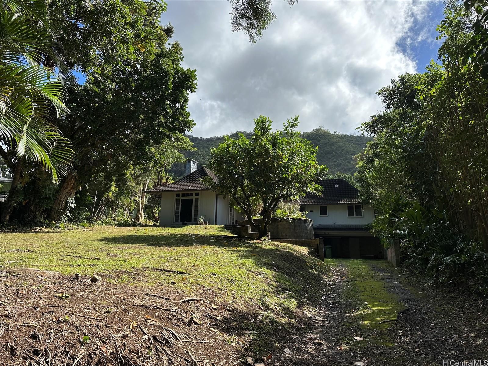 3333 Kaohinani Dr , Honolulu, HI, 96817 in DOWSETT